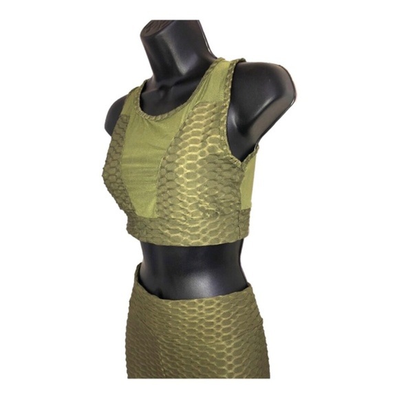 Green waffle texture sheer crop sports bra & booty contour leggings size small - Picture 2 of 16